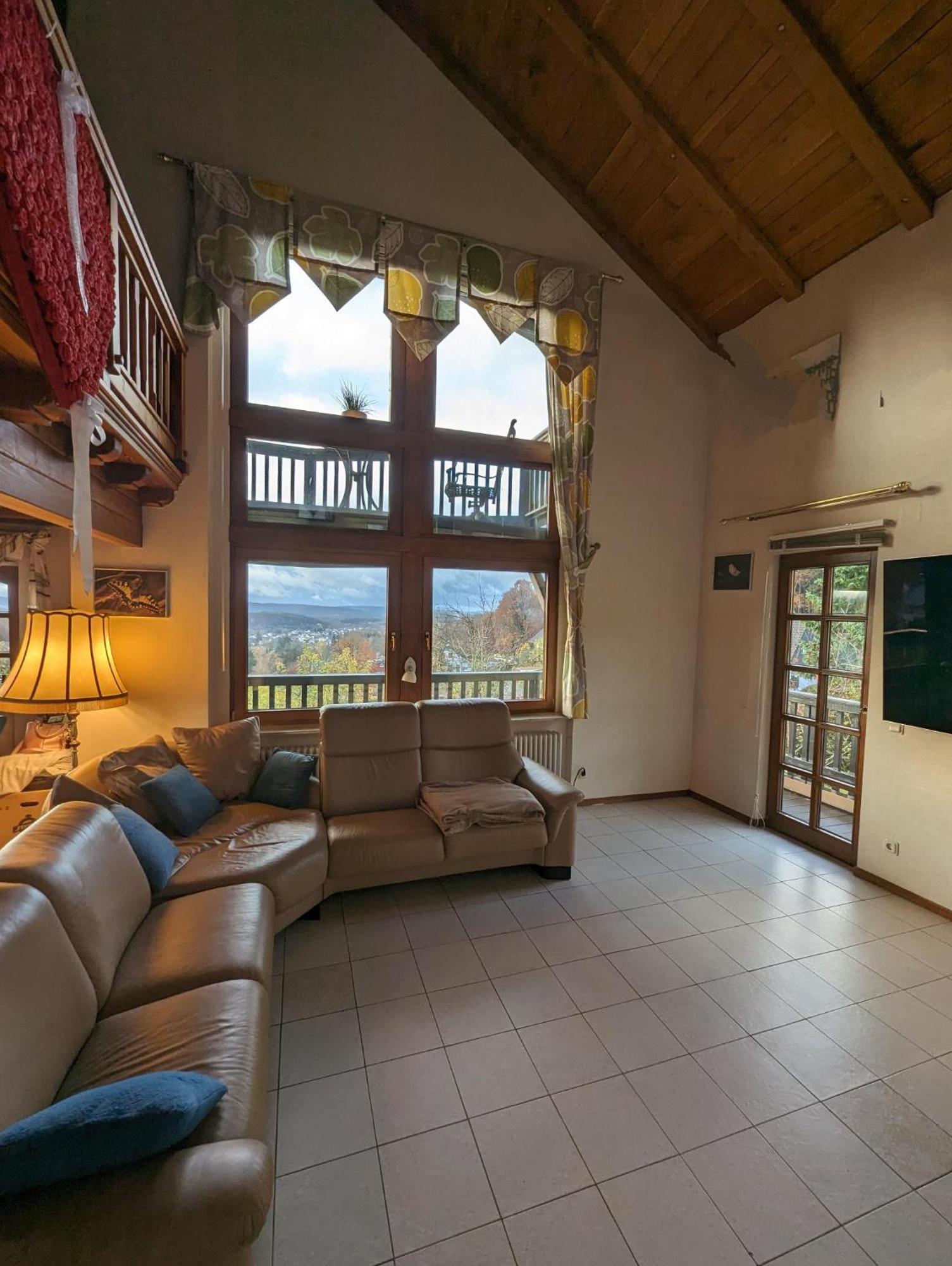 Sonnige Aussicht Villa Losheim Bagian luar foto